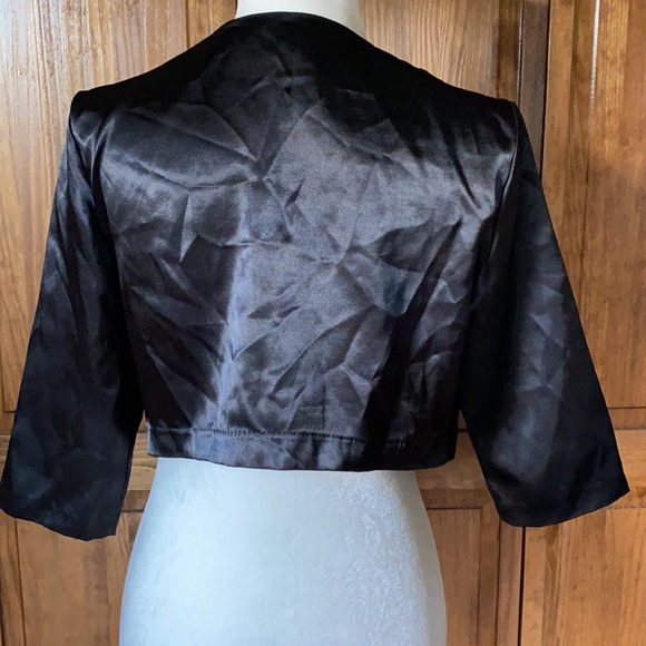 Mel rose Satin Crop Cardigan - Picture 2 of 2